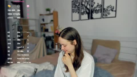 Snapshot of obsidiva chatting on April 2026 08:17:01 PM Elis online show from April 2026 08:17:01 PM