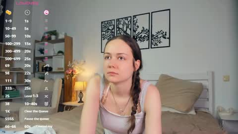 Snapshot of obsidiva chatting on April 2026 08:35:02 PM Elis online show from April 2026 08:35:02 PM