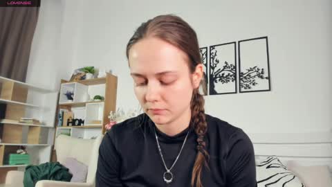 Snapshot of obsidiva chatting on April 2026 07:58:02 PM Elis online show from April 2026 07:58:02 PM