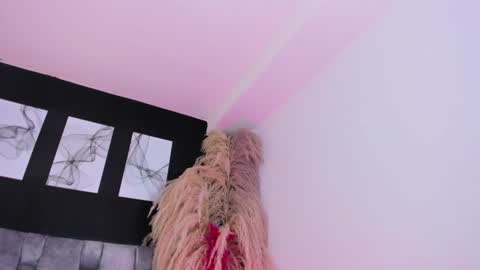 Snapshot of ocean_becker chatting on February 2025 04:58:01 PM Irina online show from February 2025 04:58:01 PM