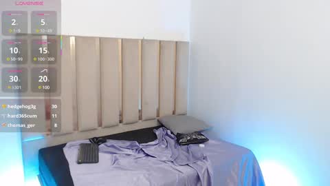 Snapshot of ocean_tay chatting on March 2025 05:50:02 PM ocean_tay online show from March 2025 05:50:02 PM