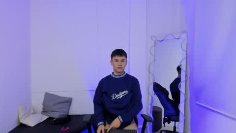 Snapshot of ocean_tay chatting on March 2025 12:00:01 AM ocean_tay online show from March 2025 12:00:01 AM