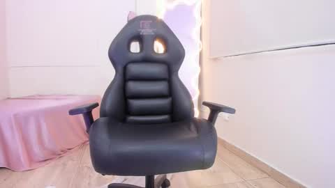 Snapshot of ocean_tay chatting on September 2025 11:33:02 AM ocean_tay online show from September 2025 11:33:02 AM