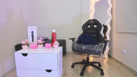 Snapshot of ocean_tay chatting on October 2025 11:18:02 AM ocean_tay online show from October 2025 11:18:02 AM