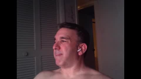 Snapshot of oceanmanx chatting on March 2026 05:26:02 AM Ocean online show from March 2026 05:26:02 AM