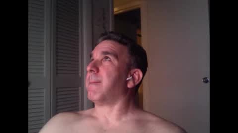 Snapshot of oceanmanx chatting on March 2026 02:28:02 AM Ocean online show from March 2026 02:28:02 AM