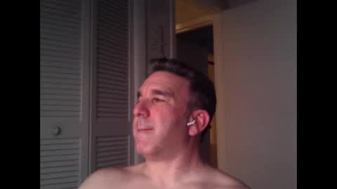 Snapshot of oceanmanx chatting on March 2026 02:28:02 AM Ocean online show from March 2026 02:28:02 AM