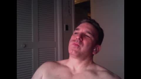 Snapshot of oceanmanx chatting on April 2026 02:51:02 AM Ocean online show from April 2026 02:51:02 AM