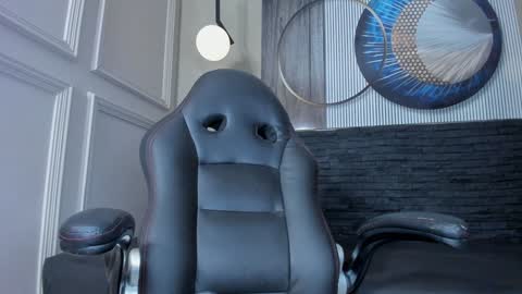 Snapshot of octavia_rouse chatting on January 2025 08:44:01 PM independent model online show from January 2025 08:44:01 PM