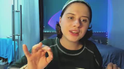 Evie online show from December 2024 11:59:01 AM