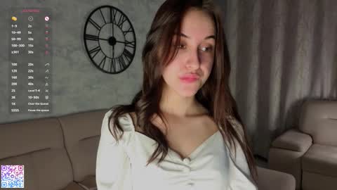 Elisa online show from March 2026 04:29:04 AM