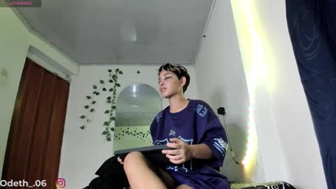 Snapshot of odeth_ chatting on November 2025 04:12:01 AM odeth_ online show from November 2025 04:12:01 AM