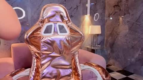 odette_b online show from November 2025 04:02:02 AM