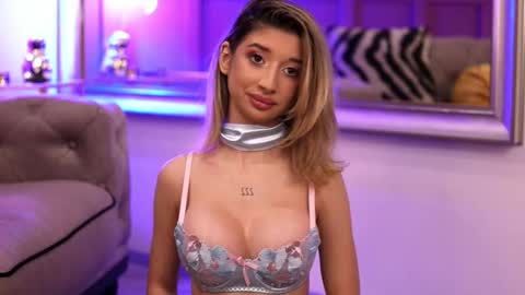 Snapshot of odettebensen chatting on October 2025 05:28:01 AM Odette online show from October 2025 05:28:01 AM