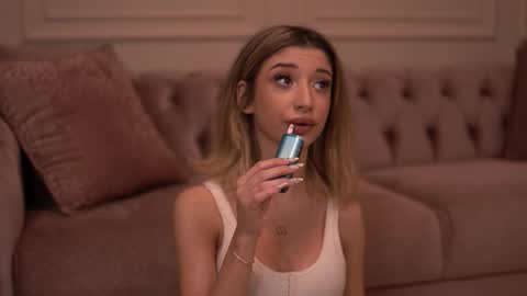 Snapshot of odettebensen chatting on October 2025 01:50:02 AM Odette online show from October 2025 01:50:02 AM