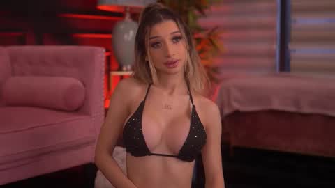 Snapshot of odettebensen chatting on November 2025 06:13:01 AM Odette online show from November 2025 06:13:01 AM