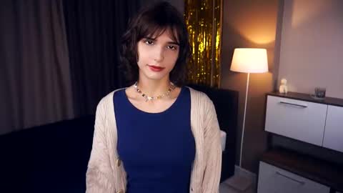 Snapshot of odettehatt chatting on February 2025 03:26:01 PM Thea online show from February 2025 03:26:01 PM