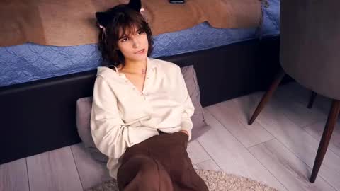 Snapshot of odettehatt chatting on March 2025 07:49:02 PM Thea online show from March 2025 07:49:02 PM