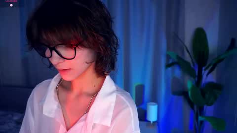 Snapshot of odettehatt chatting on September 2025 07:08:01 PM Thea online show from September 2025 07:08:01 PM