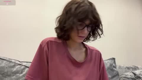 Thea online show from February 2026 04:33:02 AM