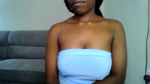 Snapshot of odrienna chatting on March 2026 07:31:01 AM odrie online show from March 2026 07:31:01 AM