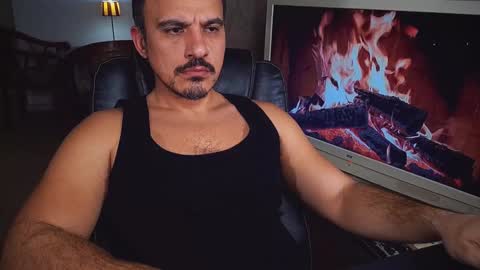 Snapshot of officeman7 chatting on January 2025 05:44:01 PM officeman7 online show from January 2025 05:44:01 PM