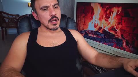 Snapshot of officeman7 chatting on January 2025 02:11:01 PM officeman7 online show from January 2025 02:11:01 PM