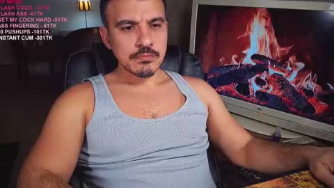 Snapshot of officeman7 chatting on February 2025 06:52:01 PM officeman7 online show from February 2025 06:52:01 PM