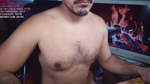 Snapshot of officeman7 chatting on February 2025 09:52:02 PM officeman7 online show from February 2025 09:52:02 PM