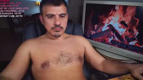 Snapshot of officeman7 chatting on March 2025 08:27:02 PM officeman7 online show from March 2025 08:27:02 PM