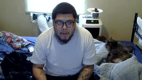 oscar flores online show from October 2025 12:22:02 PM