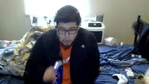 oscar flores online show from October 2025 02:06:02 PM