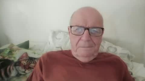 Snapshot of oggi95 chatting on June 2026 08:06:02 AM oggi95 online show from June 2026 08:06:02 AM