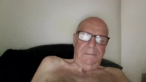 Snapshot of oggi95 chatting on July 2026 06:20:01 AM oggi95 online show from July 2026 06:20:01 AM