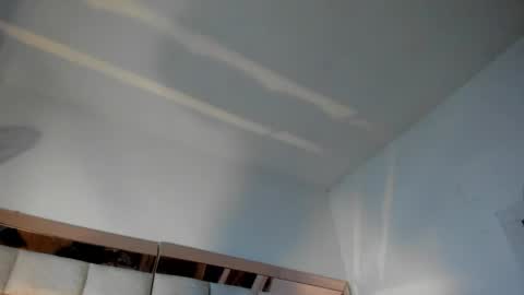 Snapshot of oh_holly chatting on April 2026 04:30:02 AM Holly online show from April 2026 04:30:02 AM