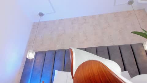 Holly online show from March 2025 10:42:01 PM