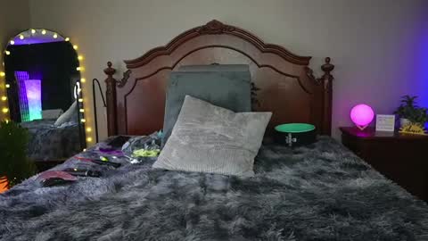 Gray online show from January 2025 01:14:02 PM