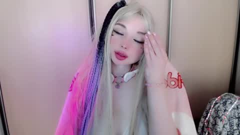 Snapshot of oh_pichuu chatting on April 2026 09:10:02 AM Milly online show from April 2026 09:10:02 AM