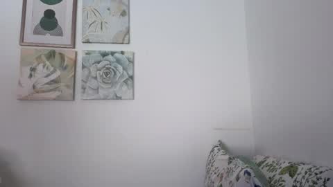 Snapshot of ohanna_ chatting on April 2026 03:24:01 PM ohanna_ online show from April 2026 03:24:01 PM