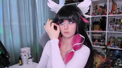 Snapshot of ohclementinee chatting on April 2026 08:48:01 AM Clementine Clem online show from April 2026 08:48:01 AM