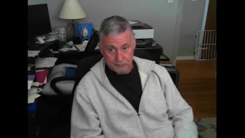 Snapshot of ohfukitsbob chatting on September 2025 03:33:01 PM ohfukitsbob online show from September 2025 03:33:01 PM