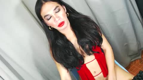 IM CHIE  DONT FORGET TO FOLLOW ME  MAKE ME SMILE HERE  THUMB UP FOR 25TOK  online show from February 2025 09:57:01 PM