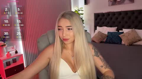 Emma online show from September 2025 01:07:01 AM