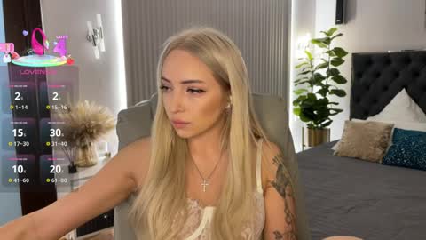 Snapshot of ohmyemma chatting on March 2026 03:28:01 AM Emma online show from March 2026 03:28:01 AM