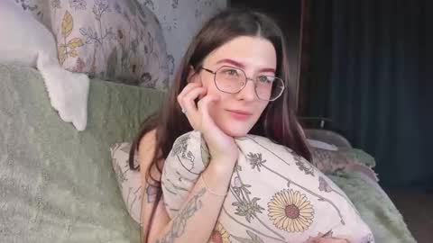 Snapshot of ohmygoddestkimmy chatting on March 2026 01:47:01 AM Kmmy online show from March 2026 01:47:01 AM