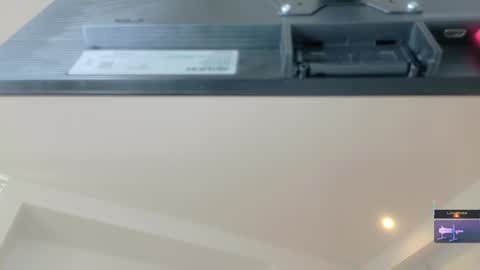 Snapshot of ohmysweetkitty chatting on March 2026 03:49:01 PM Lyz online show from March 2026 03:49:01 PM