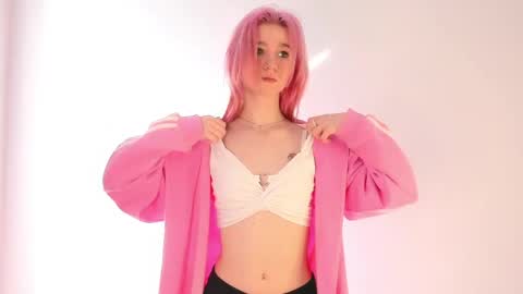 Snapshot of ohpeliadark chatting on April 2026 12:43:01 PM Emi and Ohpi online show from April 2026 12:43:01 PM