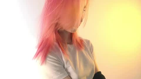 Snapshot of ohpeliadark chatting on April 2026 12:29:02 PM Emi and Ohpi online show from April 2026 12:29:02 PM