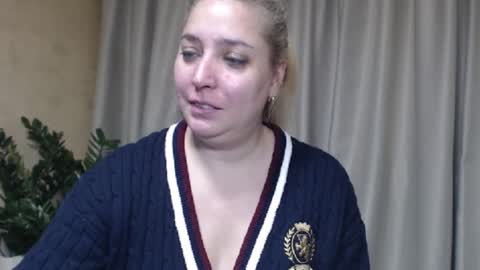 Iren online show from December 2025 09:13:02 AM