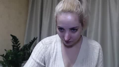 Snapshot of ohsweetmari chatting on February 2025 11:44:02 AM Mari online show from February 2025 11:44:02 AM
